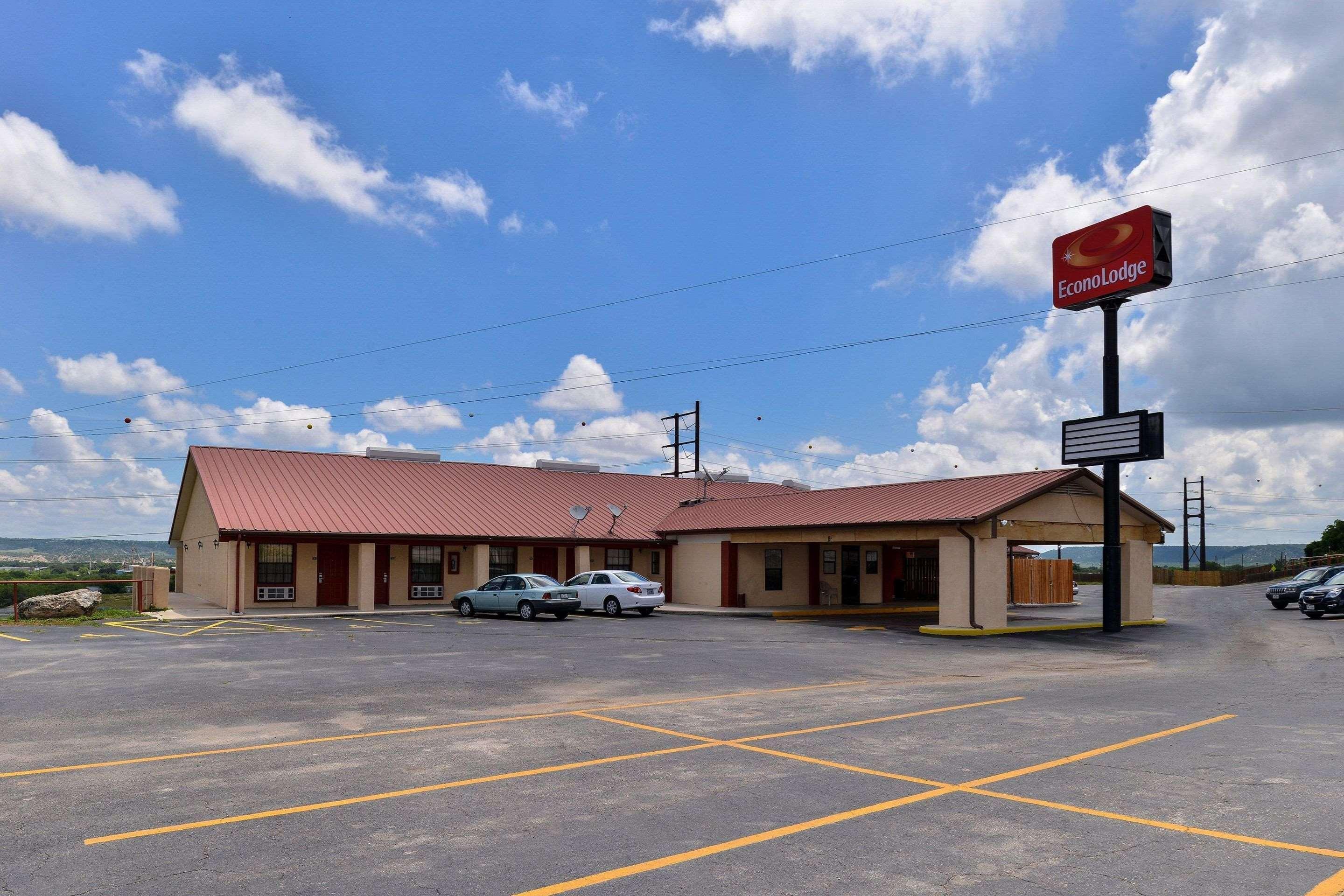 Econolodge Junction Exterior photo