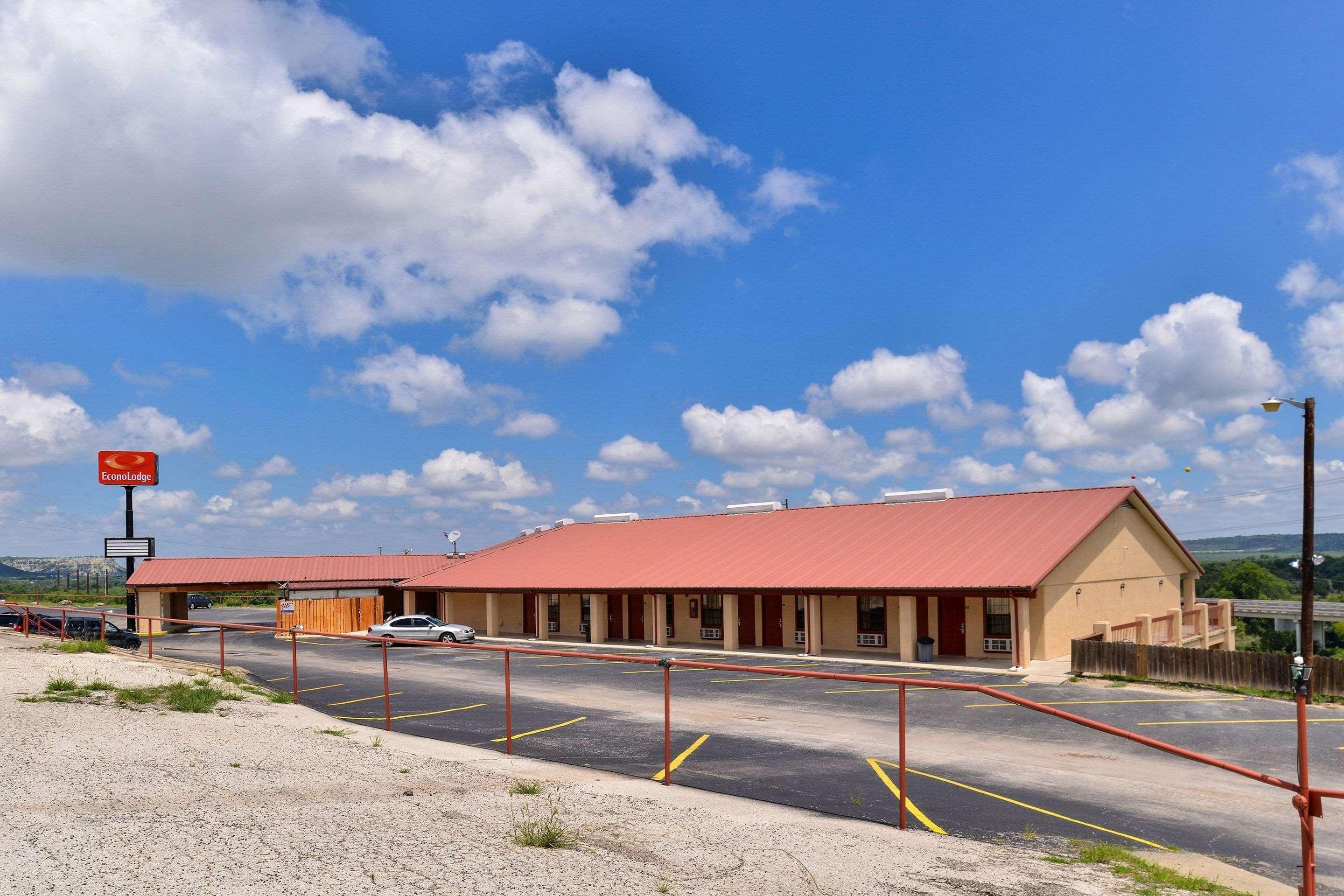 Econolodge Junction Exterior photo